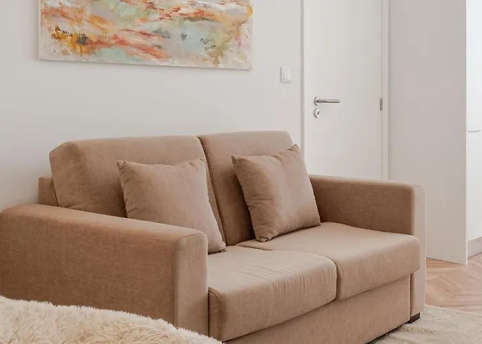 Stylish W/ Charming Terrace By Hostwise Porto