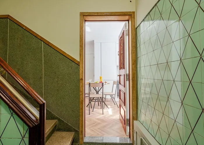 Stylish W/ Charming Terrace By Hostwise Appartement Oporto